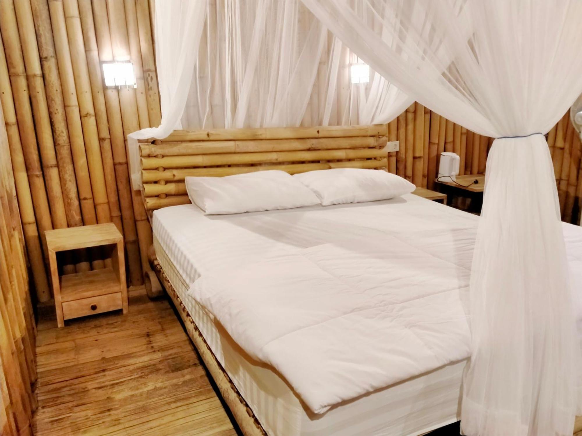 Loca Lobo Lodges Riung, Flores Exterior foto